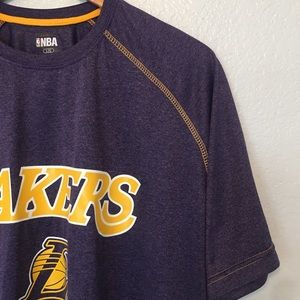 NBA Lakers light weight shirt Large